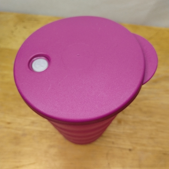 New Tupperware impressions 500ML cup with lid and straw hole - Picture 2 of 4